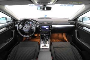 Skoda Superb Ambition 1.4 TSI iV P-HEV DSG - Foto 35