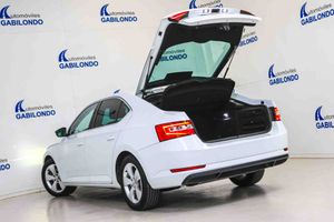 Skoda Superb Ambition 1.4 TSI iV P-HEV DSG - Foto 25