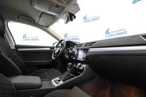 Skoda Superb Ambition 1.4 TSI iV P-HEV DSG - Foto 49