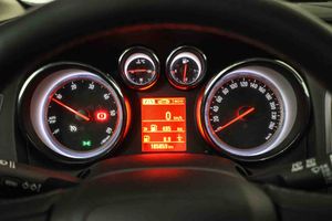 Opel Astra 1.6 CDTi 110 CV Excellence - Foto 37