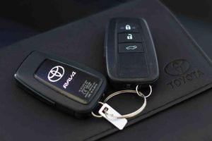 Toyota Rav4 2.5l 220H Advance Plus - Foto 54