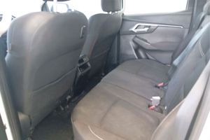 Isuzu D-Max Crew N60 BB 4x4 M/T - Foto 8