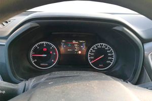 Isuzu D-Max Crew N60 BB 4x4 M/T - Foto 4