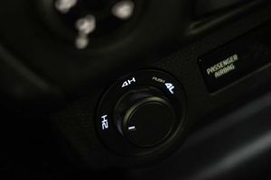 Isuzu D-Max Crew N60 BB 4x4 M/T - Foto 41