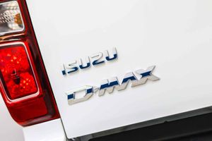 Isuzu D-Max Crew N60 BB 4x4 M/T - Foto 12