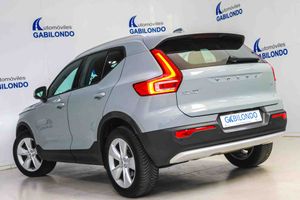 Volvo XC40 2.0 B3 G Core Auto - Foto 17