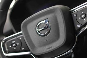 Volvo XC40 2.0 B3 G Core Auto - Foto 35