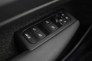 Volvo XC40 2.0 B3 G Core Auto - Foto 32