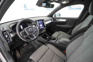 Volvo XC40 2.0 B3 G Core Auto - Foto 8