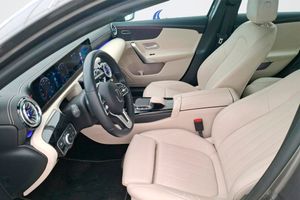 Mercedes Clase A A 250 e Sedán - Foto 5