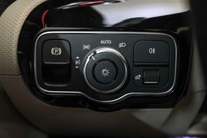 Mercedes Clase A A 250 e Sedán - Foto 39