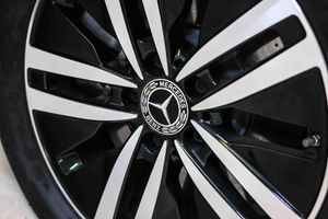 Mercedes Clase A A 250 e Sedán - Foto 25