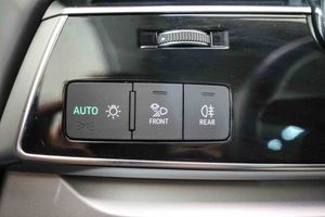 Audi Q8 50 TDI 210kW (286CV) quattro tiptronic **Techo panorámico** - Foto 35