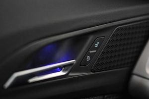 BMW X1 xDrive25e Techo panorámico - Foto 42