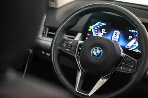 BMW X1 xDrive25e Techo panorámico - Foto 45