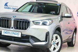 BMW X1 xDrive25e Techo panorámico - Foto 36