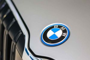 BMW X1 xDrive25e Techo panorámico - Foto 17