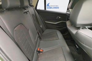BMW Serie 3 320e xDrive Touring - Foto 6