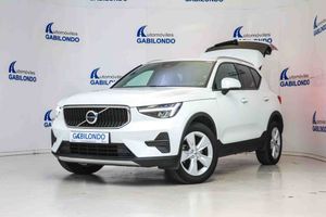 Volvo XC40 2.0 B3 G Essential Auto - Foto 19