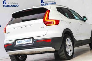 Volvo XC40 2.0 B3 G Essential Auto - Foto 29