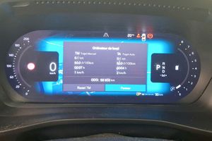 Volvo XC40 2.0 B3 G Essential Auto - Foto 3