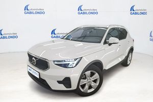 Volvo XC40 2.0 B3 G Essential Auto - Foto 2