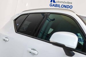 Volvo XC40 2.0 B3 G Essential Auto - Foto 18