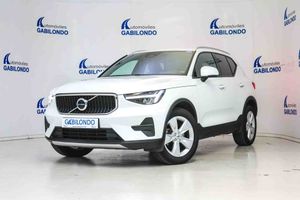 Volvo XC40 2.0 B3 G Essential Auto - Foto 13