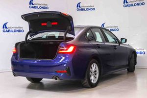 BMW Serie 3 318d - Foto 17