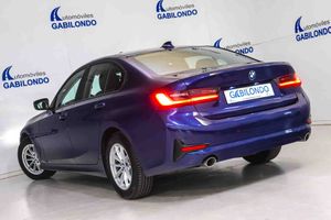 BMW Serie 3 318d - Foto 13
