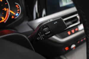 BMW Serie 3 318d - Foto 36