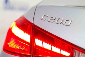 Mercedes Clase C C 200 AMG Line Techo panorámico - Foto 11