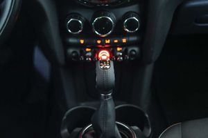MINI MINI COOPER D 5 PUERTAS automático - Foto 41