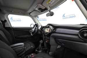 MINI MINI COOPER D 5 PUERTAS automático - Foto 48