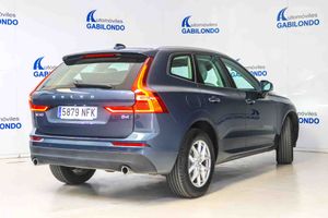 Volvo XC60 2.0 B4 G Momentum Auto - Foto 9