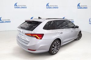 Skoda Octavia Combi 1.4 TSI 150kW(204CV)DSG PHEV Style - Foto 8