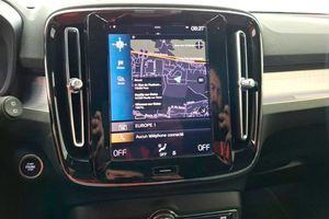 Volvo XC40 1.5 T4 Recharge PHEV Core Auto - Foto 7