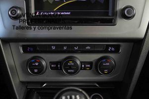 Volkswagen Passat BlueMotion 1.6 TDI 120CV - Foto 15