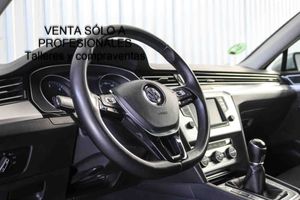 Volkswagen Passat BlueMotion 1.6 TDI 120CV - Foto 7