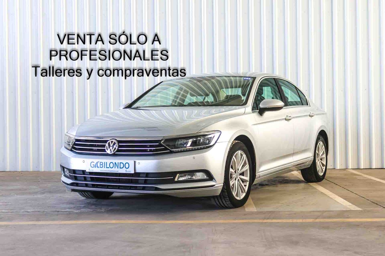 Volkswagen Passat BlueMotion 1.6 TDI 120CV - Foto 1