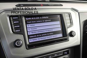 Volkswagen Passat BlueMotion 1.6 TDI 120CV - Foto 23
