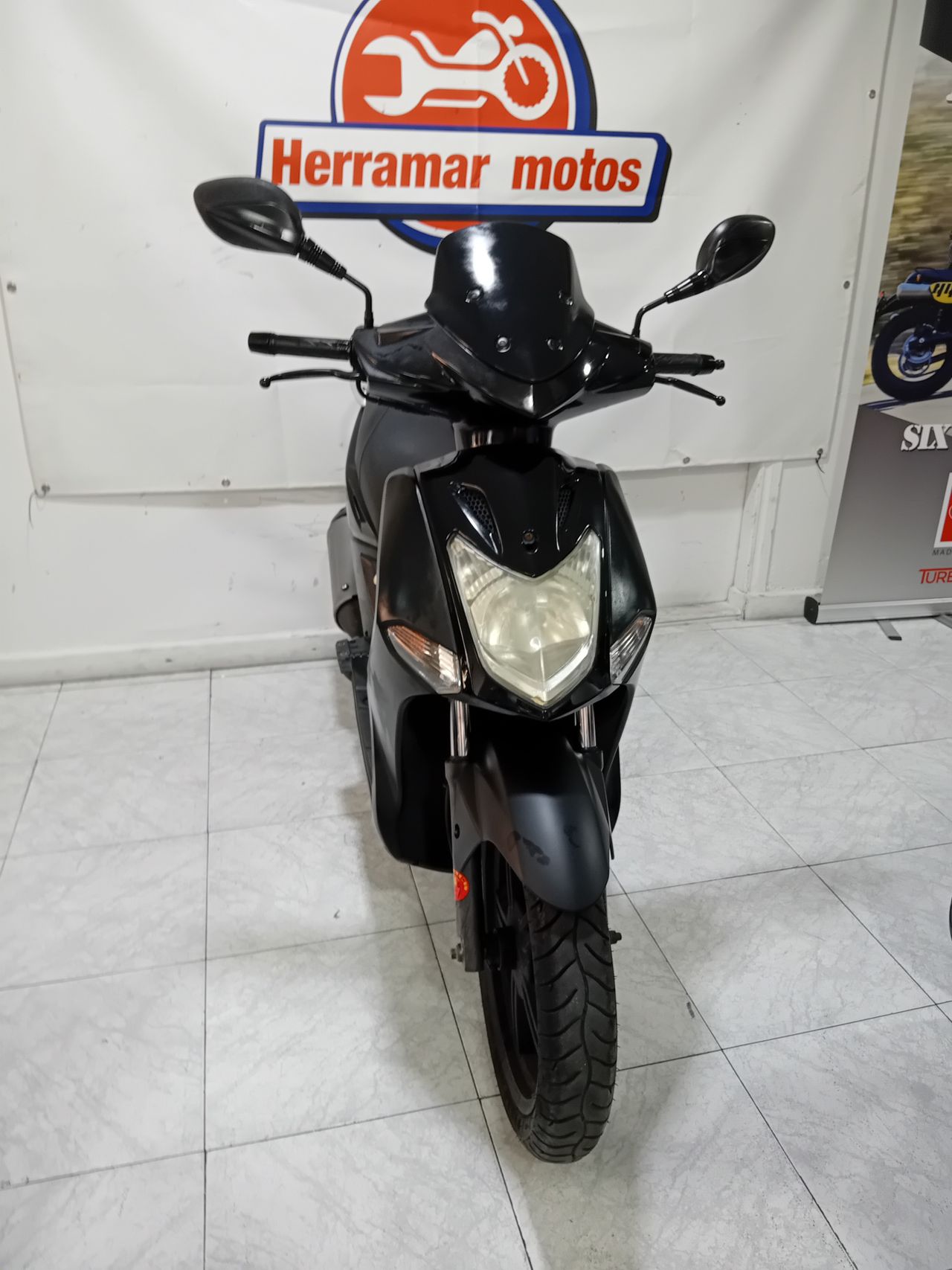 Kymco Agility 125   - Foto 1