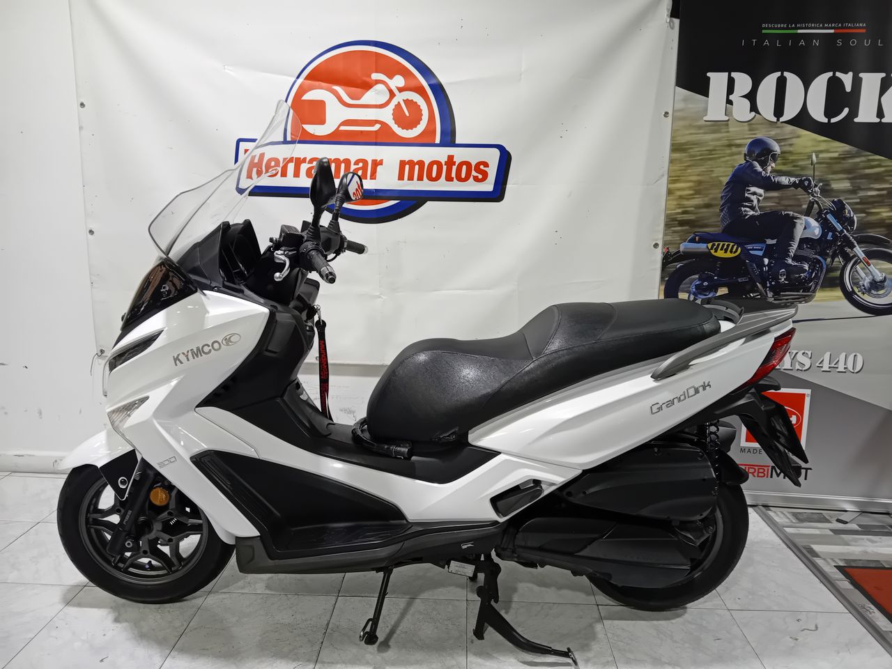 Kymco Grand Dink 300   - Foto 1