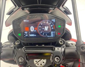 Ducati Hypermotard 950  - Foto 6