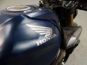Honda CB 650 R - Foto 15