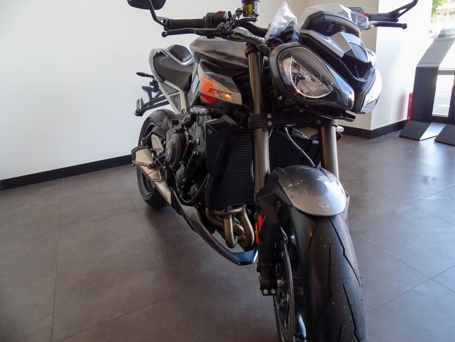 Triumph Street Triple 765 RS - Foto 8