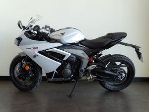 Triumph Daytona 650  - Foto 11