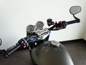 Triumph Speed Twin 1200 - Foto 15