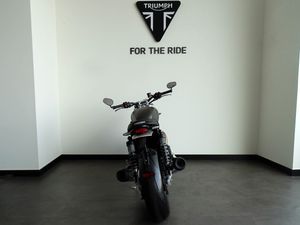 Triumph Speed Twin 1200 - Foto 11