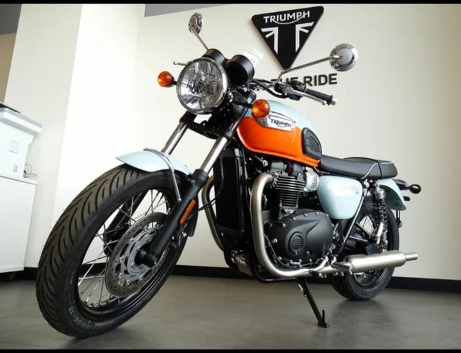 Triumph Bonneville T100  - Foto 7